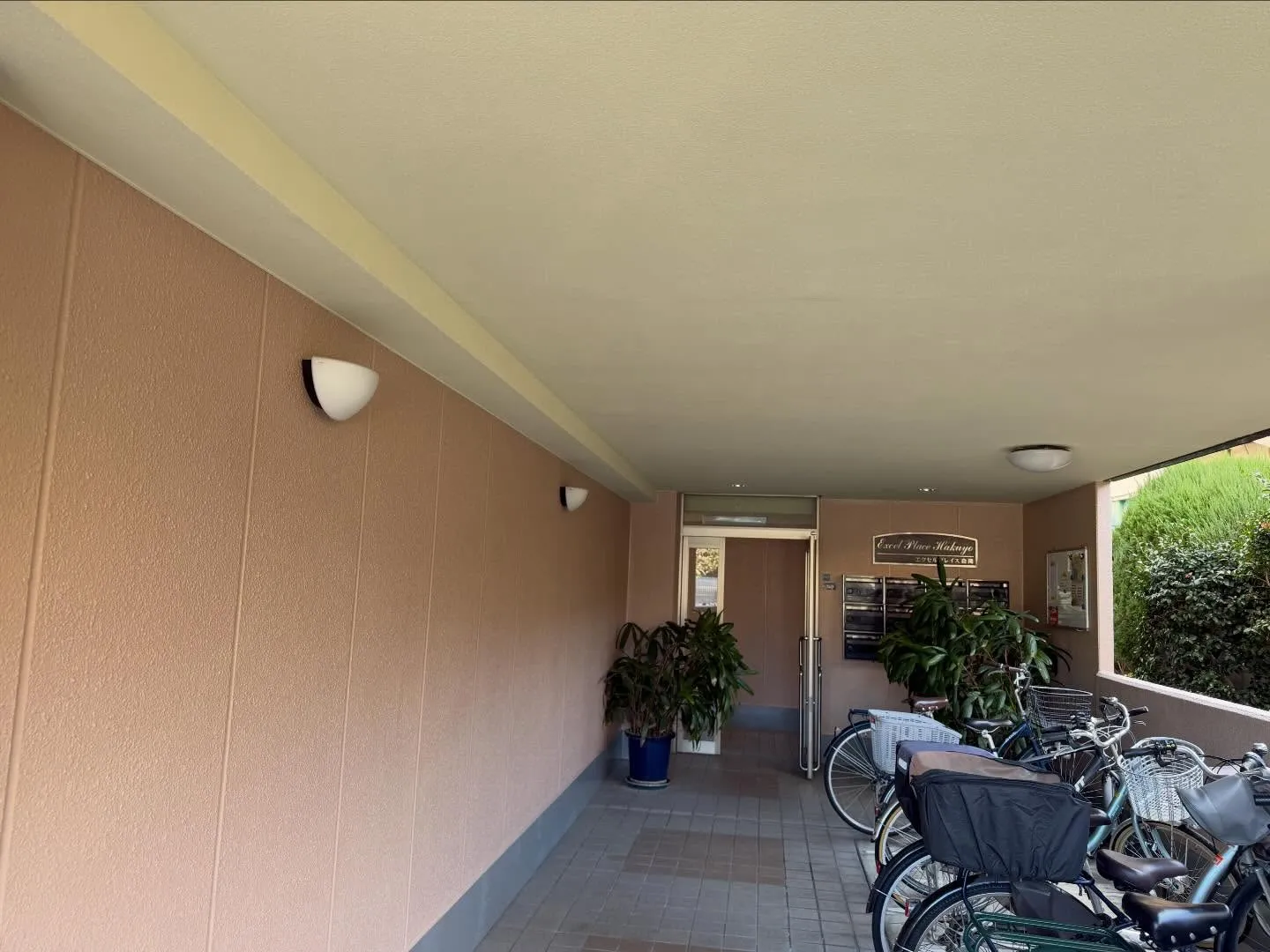 寝屋川市にあるマンション「エクセシオン白陽」の足場解体が無事...