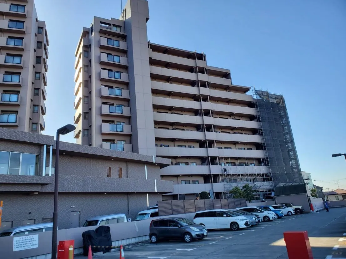 今日は来週から始まるスコーレ四條畷大規模改修工事の試験施工✨...