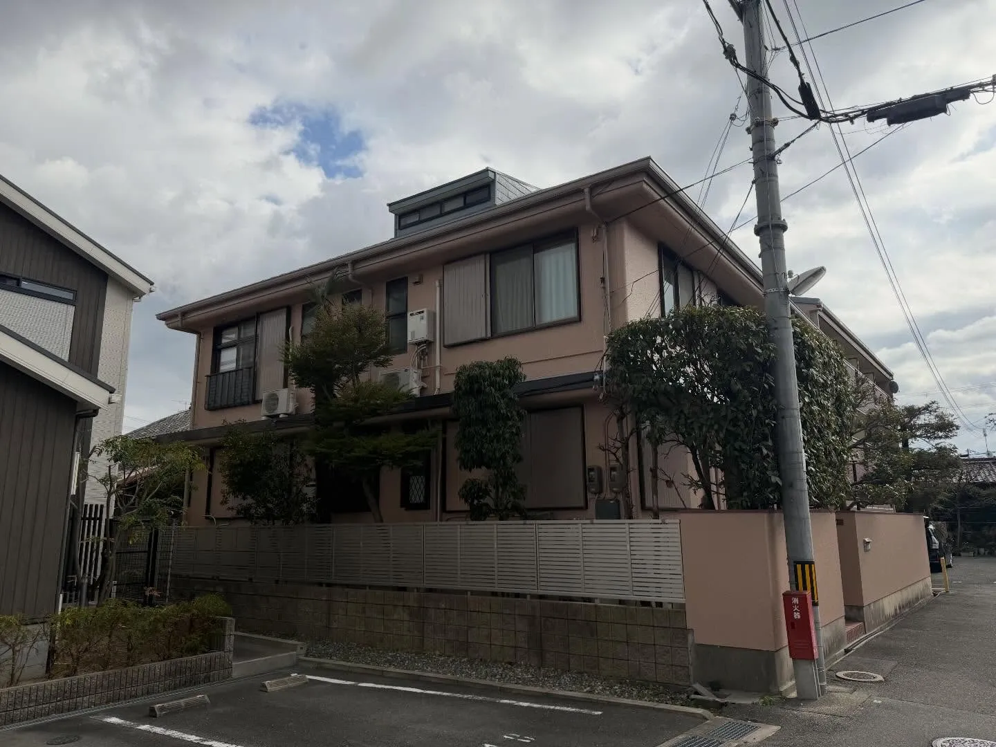 寝屋川市のＷ様邸での屋根と外壁の塗装が無事に完了しました！✨...