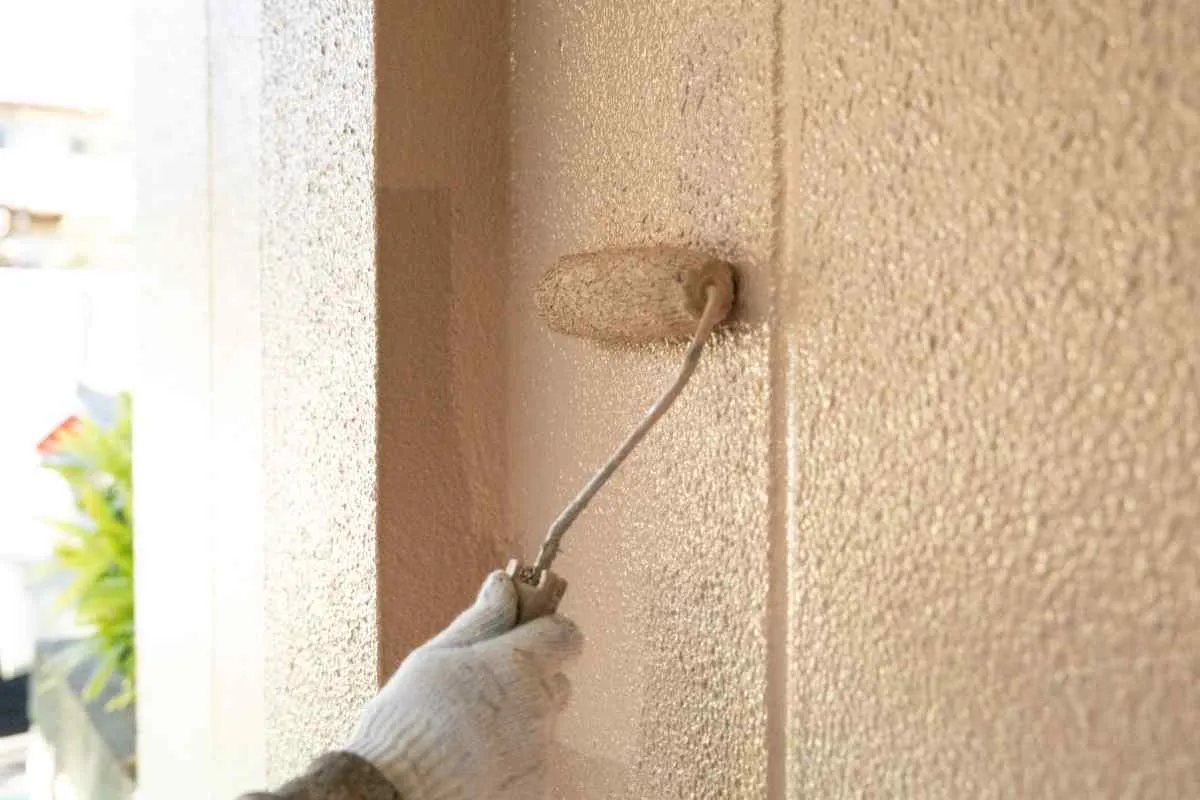 資格を持つ職人が幅広い塗装に対応